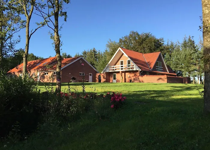 Egebjerggaard Hotel *